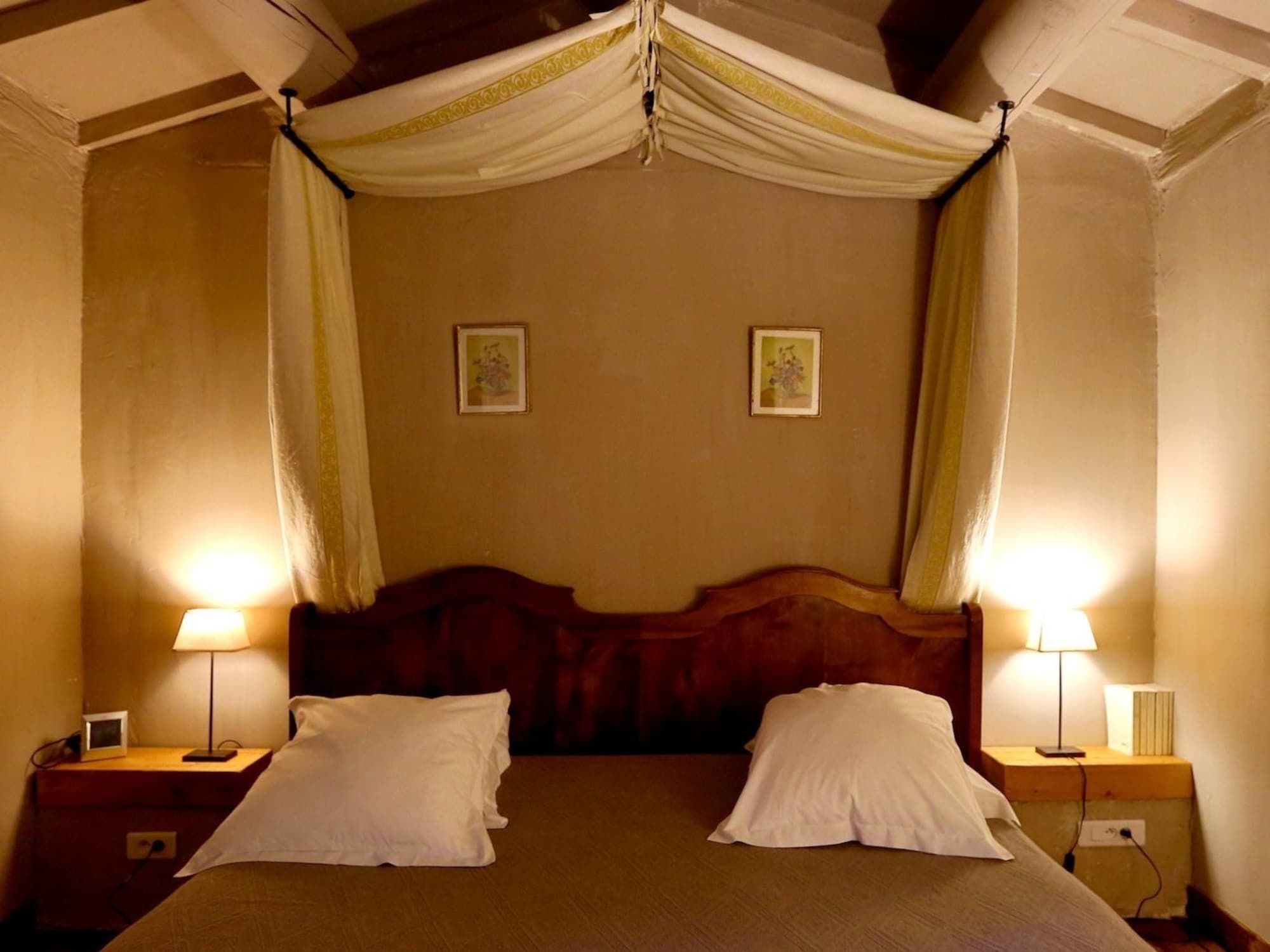 Bed and Breakfast Campagne Baudeloup LʼIsle-sur-la-Sorgue Exterior foto
